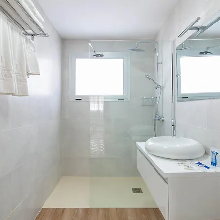 Aparthotel Vista - Adults Only