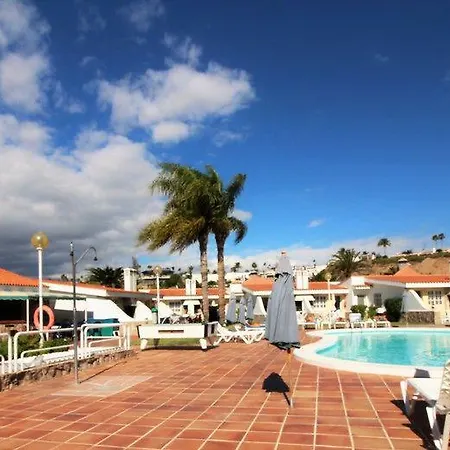 Vista - Adults Only Apartahotel 3*